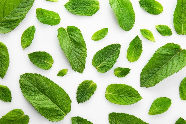 7 easy to source herbal leaves that are best for weight loss