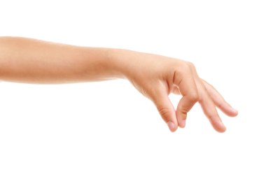 Bir şey beyaz arka plan üzerinde tutan çocuğun el