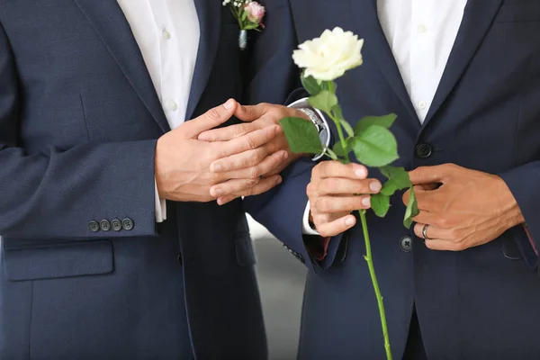 Feliz gay casal no seu casamento dia, close-up — Fotografia de Stock