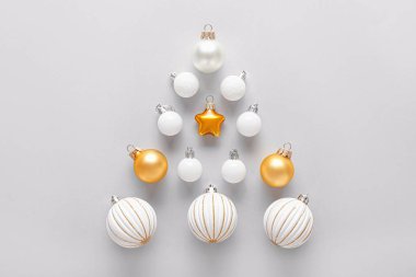 Işık arka planında güzel bir Noel kompozisyonu