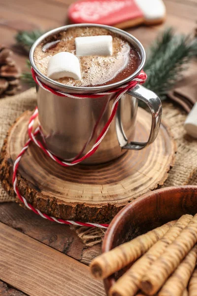 Cup of hot chocolate with marshmallows on wooden table — Stock Photo, Image