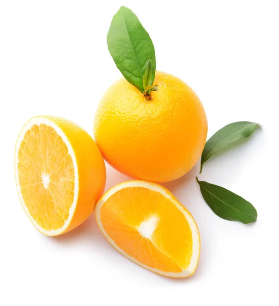 Reife Orangen auf weißem Hintergrund — Stockfoto