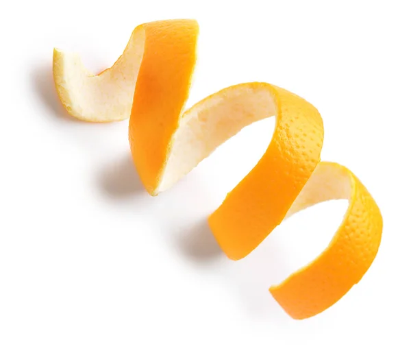 Апельсинова шкірка на білому фоні — стокове фото