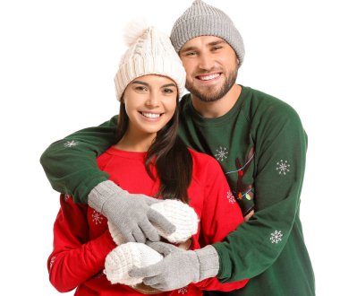 Noel Kazak beyaz arka plan üzerinde genç çift