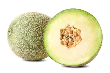 Beyaz arka planda lezzetli kavunlar