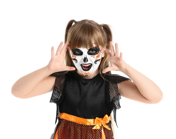 Menina em traje de Halloween no fundo branco — Fotografia de Stock