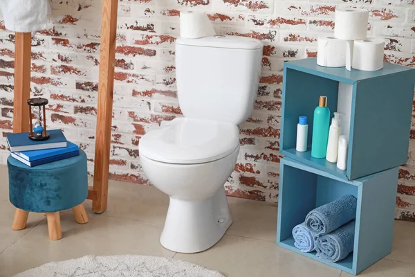 Interior kamar mandi modern yang bersih — Stok Foto