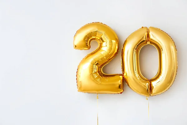 Figure 20 made of balloons on light background — Stock Photo, Image