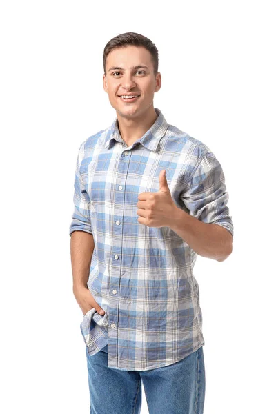 Retrato de jovem bonito mostrando polegar para cima no fundo branco — Fotografia de Stock