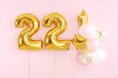 Şekil 22 ve renk arkaplan üzerinde farklı balonlar