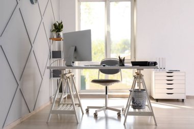 Modern ofiste rahat bir iş yeri