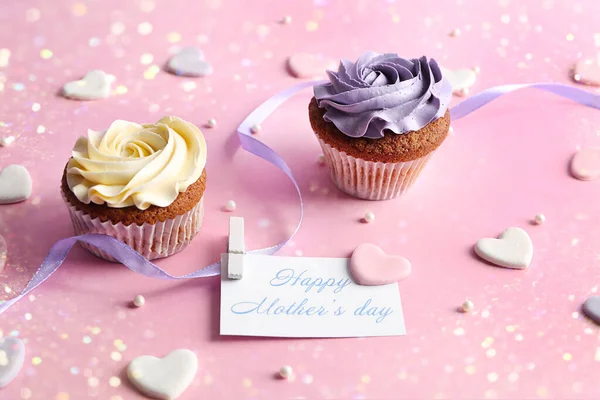 Hermosa tarjeta de felicitación para la celebración del Día de la Madre — Foto de Stock