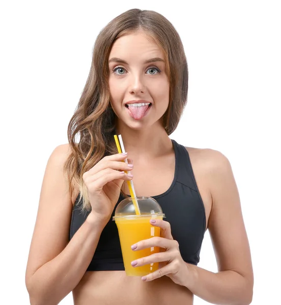 Hermosa joven con jugo de naranja sobre fondo blanco — Foto de Stock