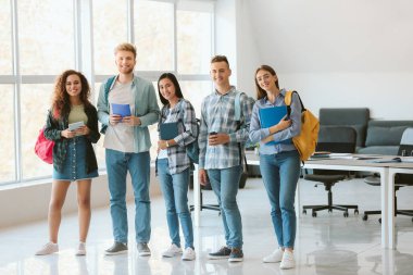 Üniversitesi'nde öğrenci grubu