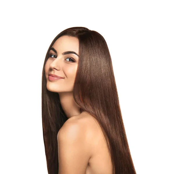 Porträt der schönen jungen Frau mit gesunden langen Haaren auf weißem Hintergrund — Stockfoto