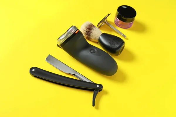 Set for male shaving on color background — Stock Photo, Image