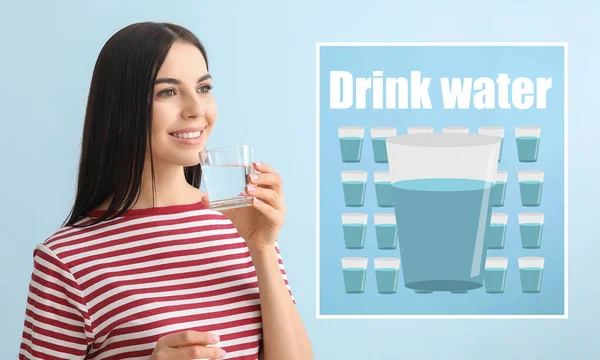 Mooie Jonge Vrouw Drinken Water Kleur Achtergrond — Stockfoto