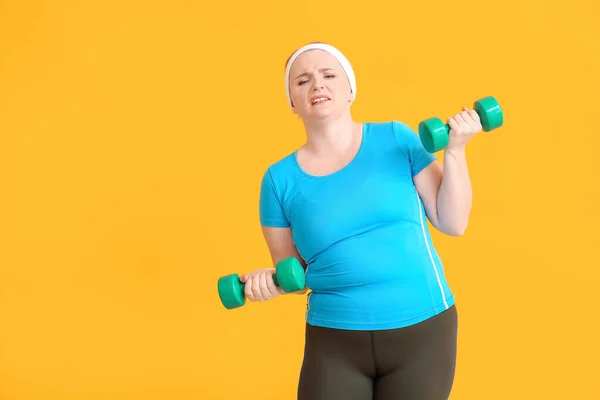 Woman Excess Weight Training Color Background — Stock Photo, Image