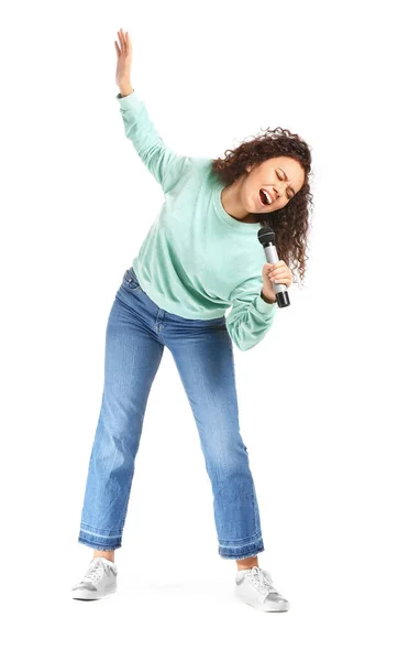 Jovem Afro Americana Cantando Fundo Branco — Fotografia de Stock