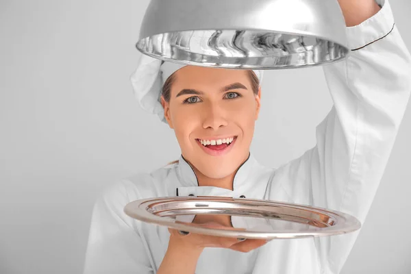Transgender Kuchař Světlém Pozadí — Stock fotografie