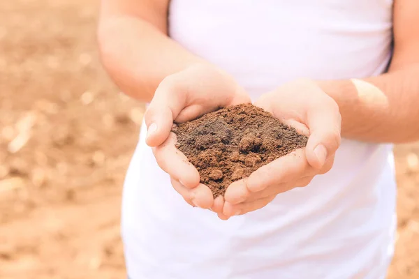 Agronomist Handful Soil Field Closeup — Stock Photo, Image