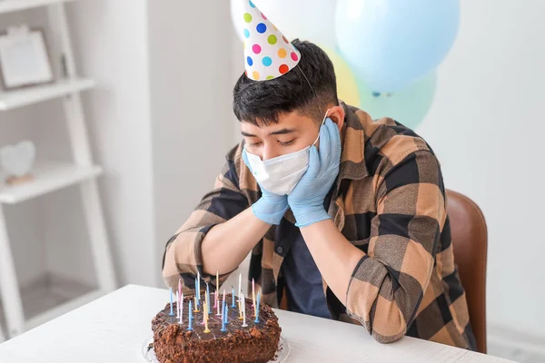 Sad Asian Man Celebrating Birthday Friends Concept Epidemic — Stock Photo, Image