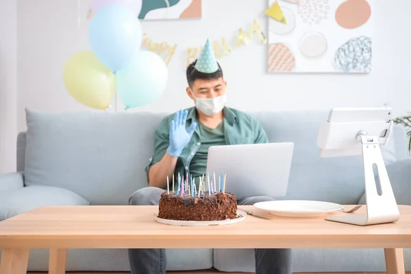 Asian Man Video Chatting Friends His Birthday Home Concept Epidemic — Stock Photo, Image