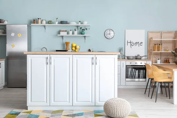 Interior Modern Kitchen Stylish Table — Stock Photo, Image