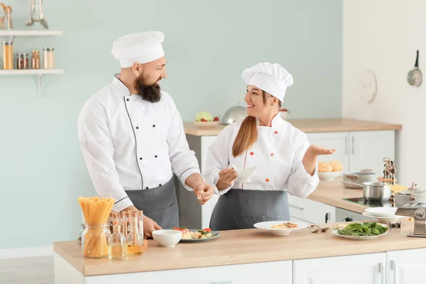 Male Female Chefs Cooking Kitchen — Stock Photo, Image