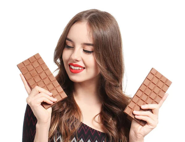 Beyaz Arka Planda Lezzetli Çikolataları Olan Güzel Genç Bir Kadın — Stok fotoğraf