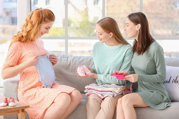 Lesbian Couple Pregnant Woman Home Surrogate Motherhood Concept — Stock Photo, Image