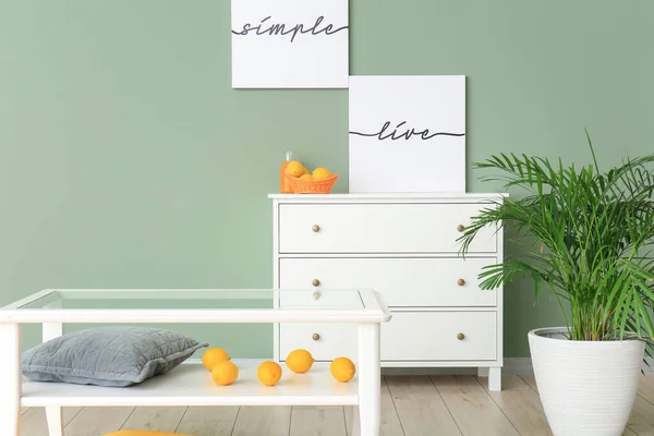 Chest Drawers Table Lemon Fruit Living Room — Stock Photo, Image