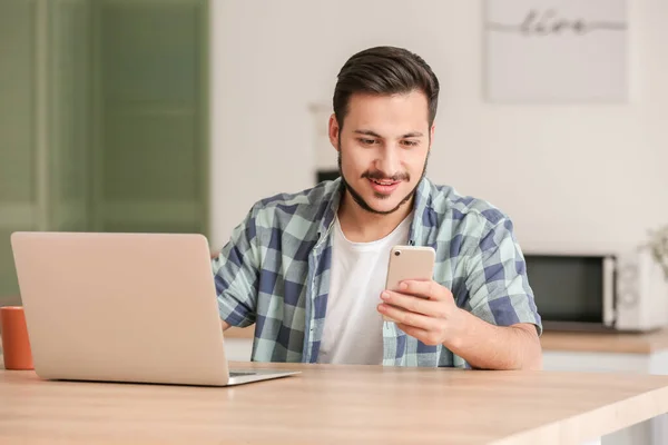 Young Male Freelancer Working Home — Stock Photo, Image