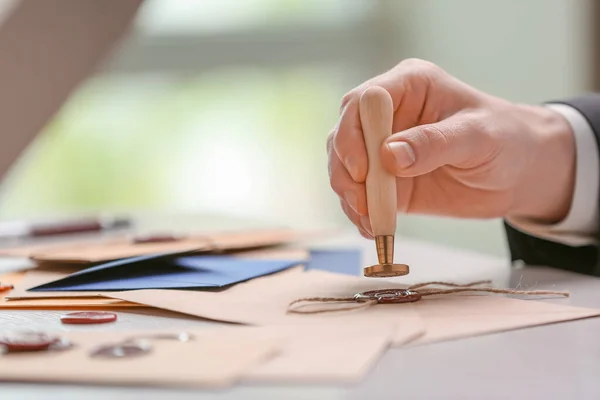 Notar Mit Stempel Büro Nahaufnahme — Stockfoto