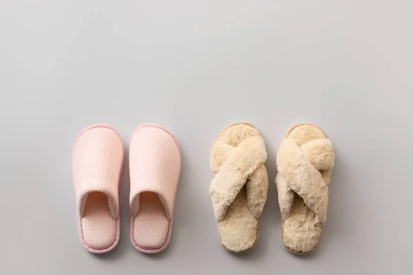 Pantofole Morbide Sfondo Chiaro — Foto Stock