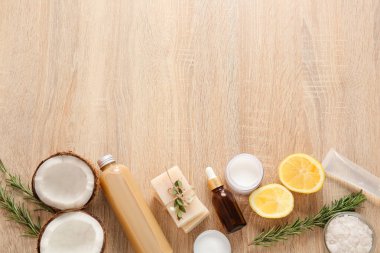 Masada doğal kozmetik malzemeleri var.