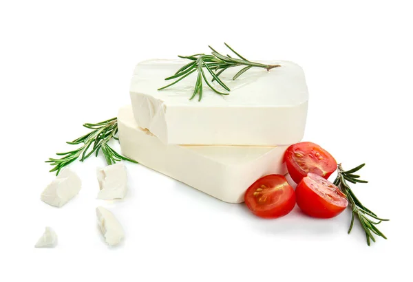 Beyaz Arka Planda Otlu Domatesli Lezzetli Feta Peyniri — Stok fotoğraf