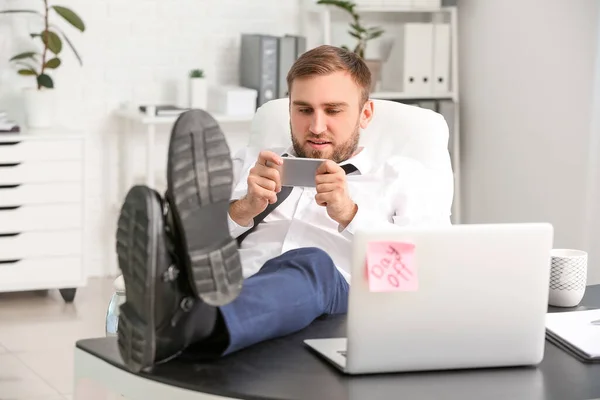 Lazy Young Businessman Mobile Phone Relaxing Office — Stock Photo, Image
