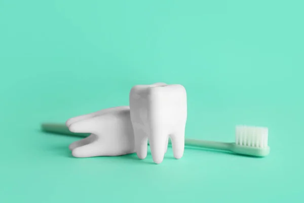 Δόντια Οδοντόβουρτσα Στο Φόντο Χρώμα — Φωτογραφία Αρχείου