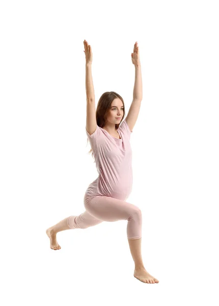 Jeune Femme Enceinte Pratiquant Yoga Sur Fond Blanc — Photo