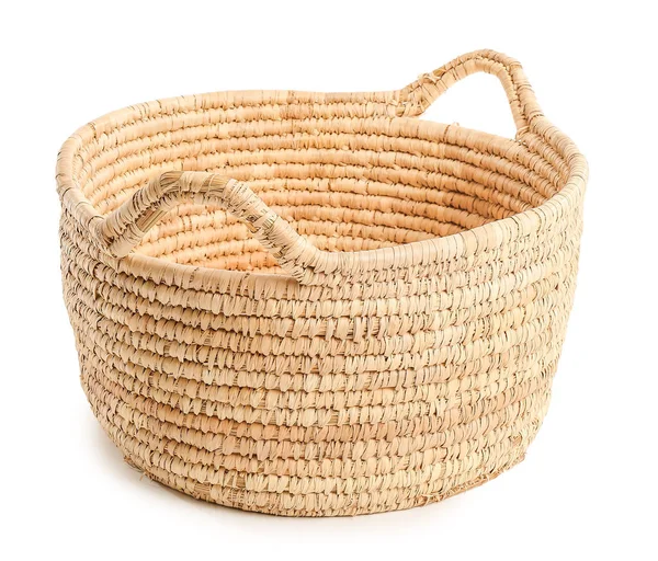 Wicker Korg Vit Bakgrund — Stockfoto