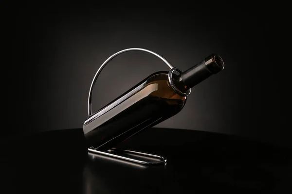 Holder Bottle Wine Dark Background — Stock Photo, Image