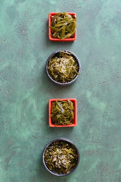 Bowls Tasty Seaweed Color Background — Stock Photo, Image