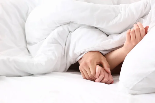 Hands Young Couple Lying Blanket Bed — Stock Photo, Image