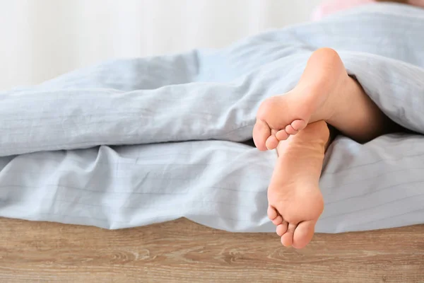 Morning Barefoot Young Woman Bed — Stock Photo, Image
