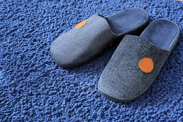 Pair Soft Slippers Rug — Stock Photo, Image