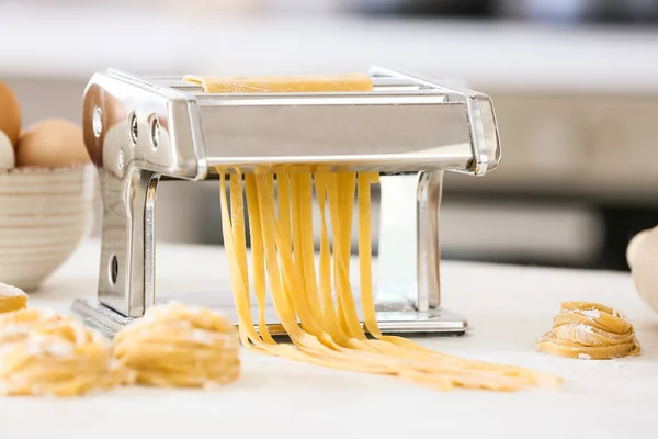 Preparing Pasta Machine Kitchen Table — Stock Photo, Image