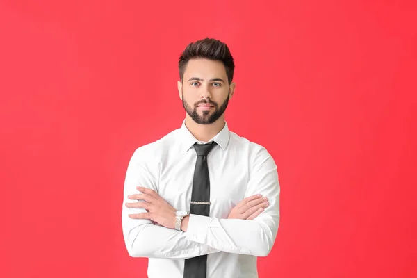 Jovem Roupas Formais Fundo Cor — Fotografia de Stock