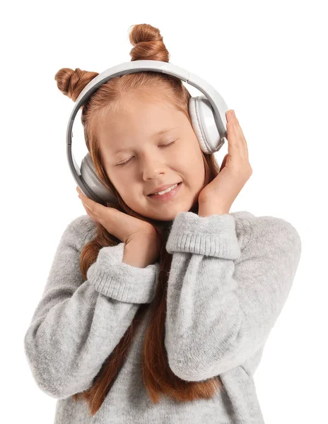 Linda Chica Pelirroja Con Auriculares Sobre Fondo Blanco —  Fotos de Stock