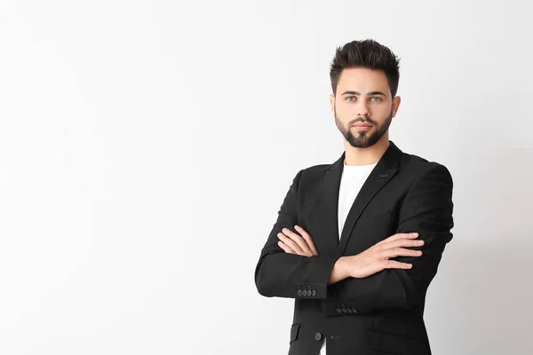 Homem Bonito Com Penteado Elegante Fundo Branco — Fotografia de Stock